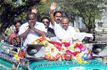 Kumaraswamy changes complexion of battle against Moily